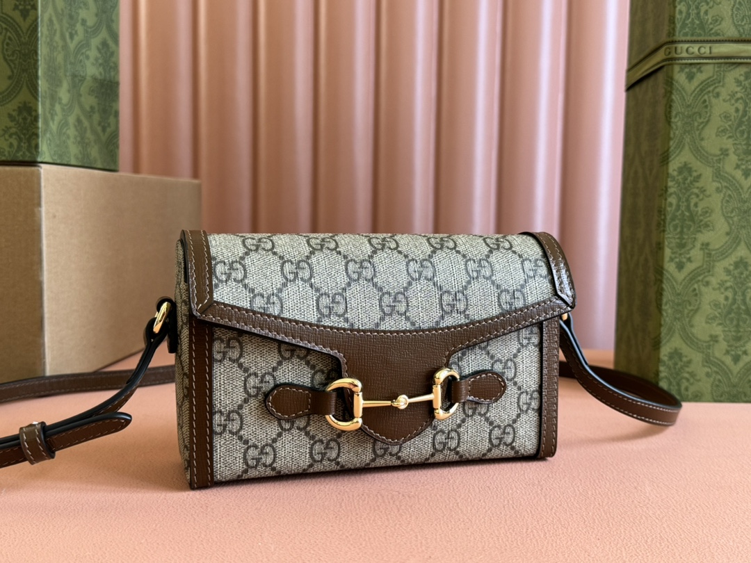 Gucci Satchel Bags